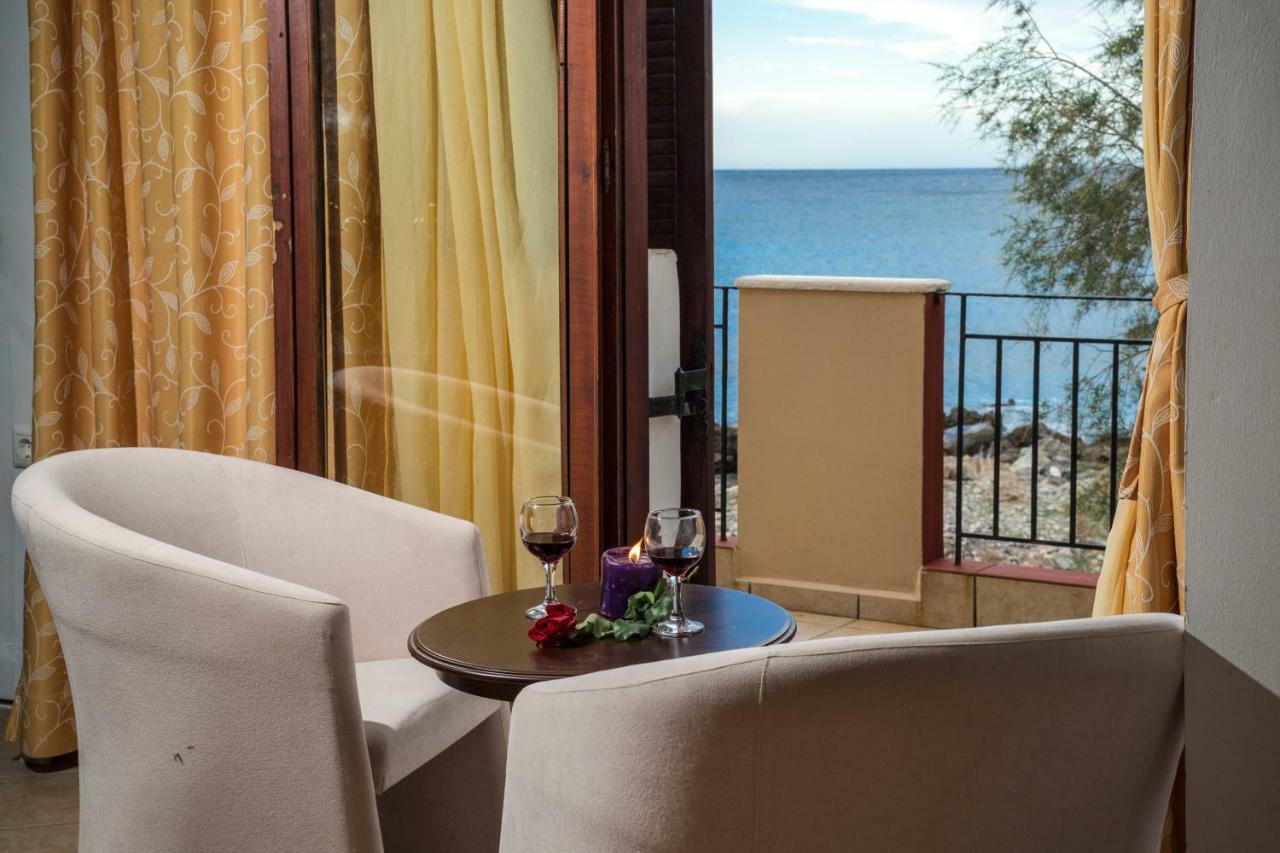 קיסאמוס Pericles Beach Villa מראה חיצוני תמונה